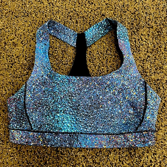 Lululemon Sports Bra - Picture 1 of 3